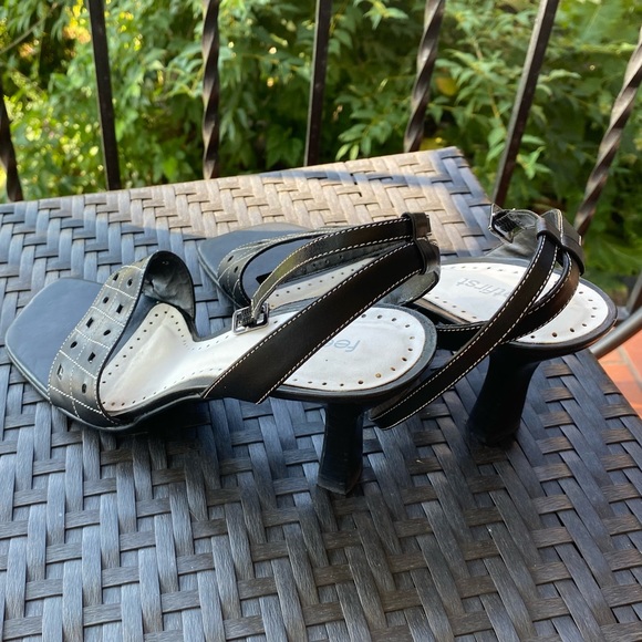 90s FEET FIRST HEELS - Picture 6 of 6